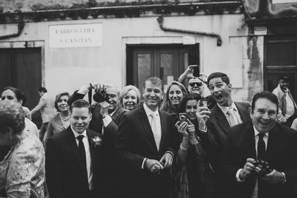 intimate-venice-wedding-photos-by-alessandro-and-veronica-roncaglione-21