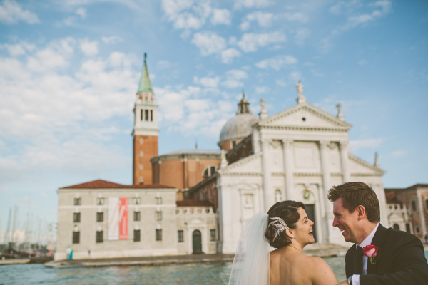intimate-venice-wedding-photos-by-alessandro-and-veronica-roncaglione-22