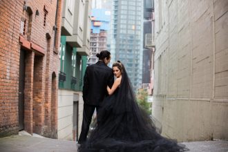 Brautkleid in Schwarz