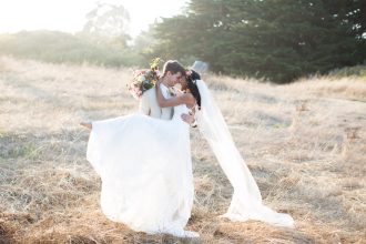 Erfrischender Styled Shoot an der kalifornischen Küste