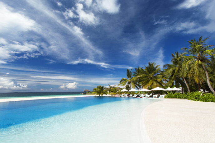 Flitterwochen Malediven - Velassaru - Infinity Pool