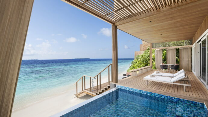 Malediven Hochzeitsreise - St Regis Maldives - Two Bedroom Beach Villa with Pool View