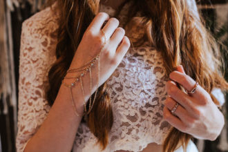 Nahaufnahme Handschmuck | Deniz Pekdemir (Fotografin)